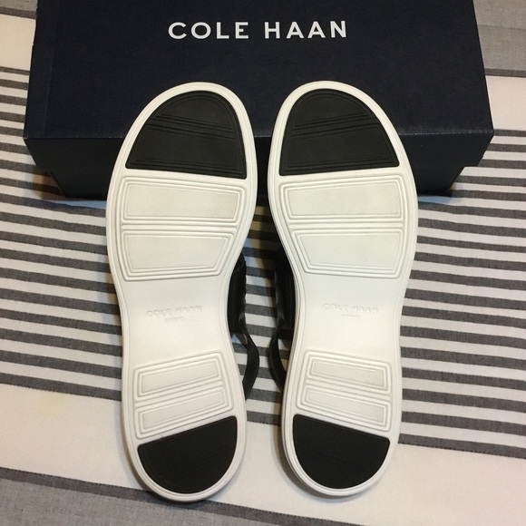 COLE HAAN - Picture 3 of 16